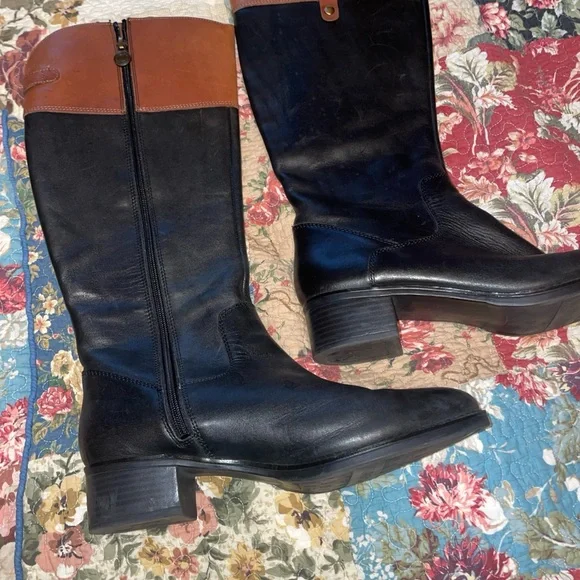 Franco Sarto Black and Brown Heeled Boots 9 women’s med width - Picture 5 of 9